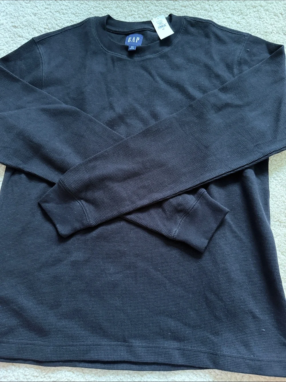 Brand new!!! GAP Men's Black Waffle Crewneck Sweater size XS